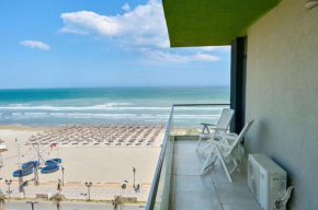 Crazy Sea View 2BR Apartment Spa Pools Resort- Parking